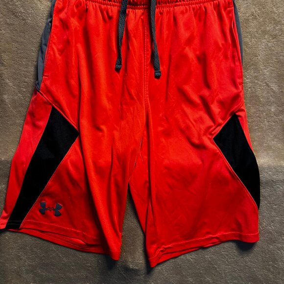 Under Armour Youth Large Red Orange Black Loose Athletic Basketball Shorts C03 - Picture 2 of 4